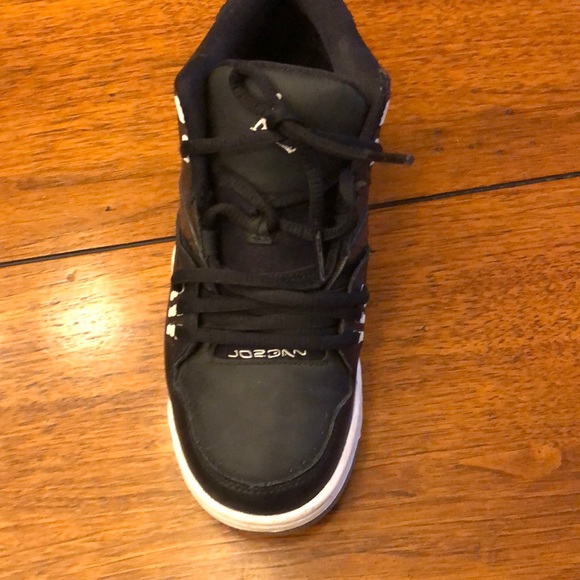 Air Jordan flight 23 (make offers😄) - Picture 3 of 3